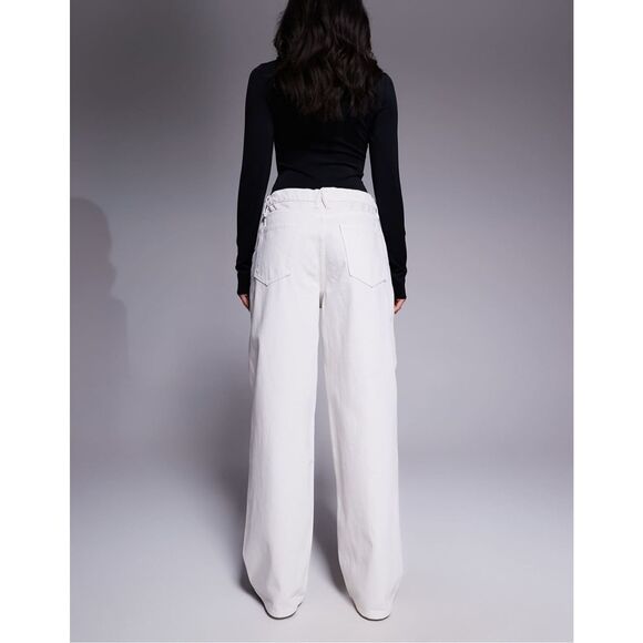 Good American Women's White Good Standard Straight Baggy Jeans Size 30 NWT - Picture 2 of 11